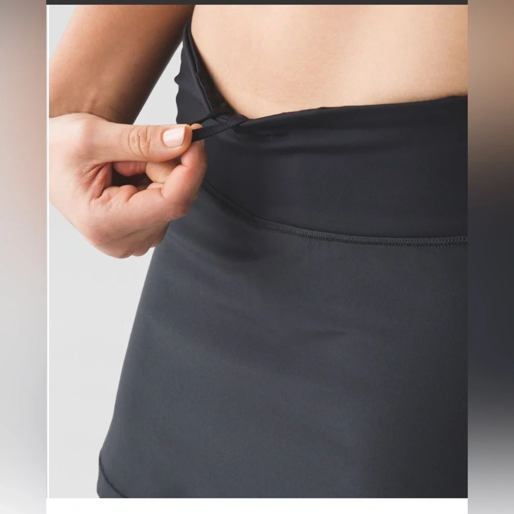 Lululemon Circuit Breaker Skirt Black Size 2